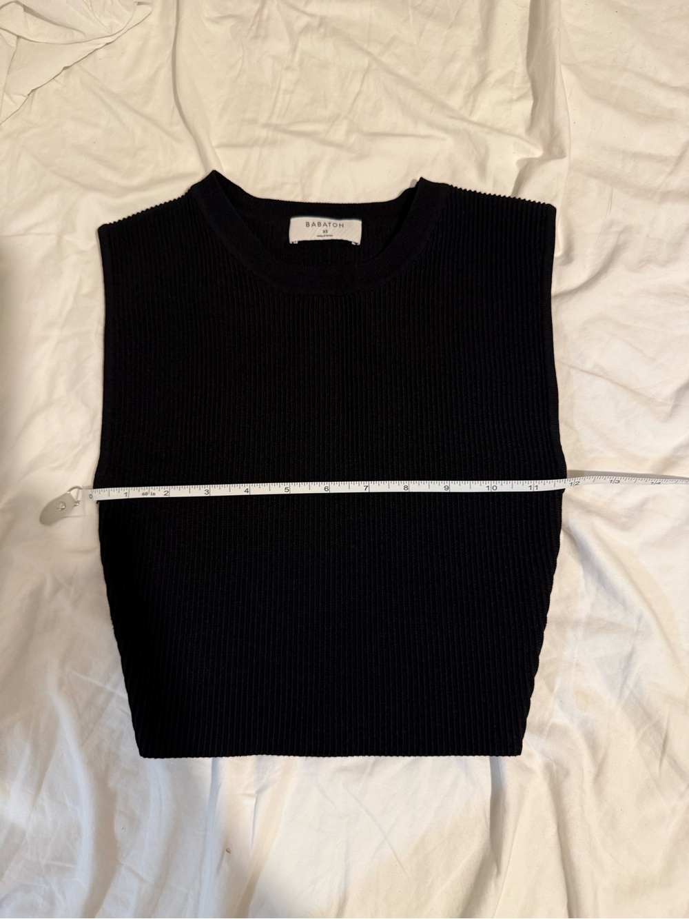 Babaton Black Ribbed Crewneck Sleeveless Top